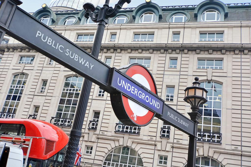 לונדון Piccadilly Circus Apartments מראה חיצוני תמונה