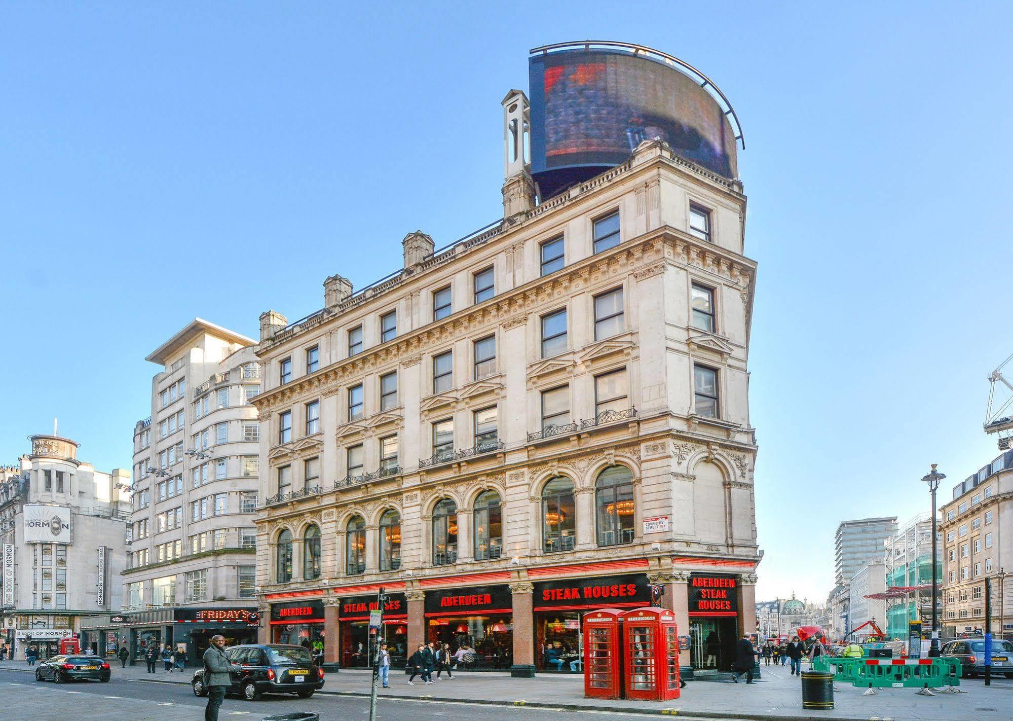 לונדון Piccadilly Circus Apartments מראה חיצוני תמונה